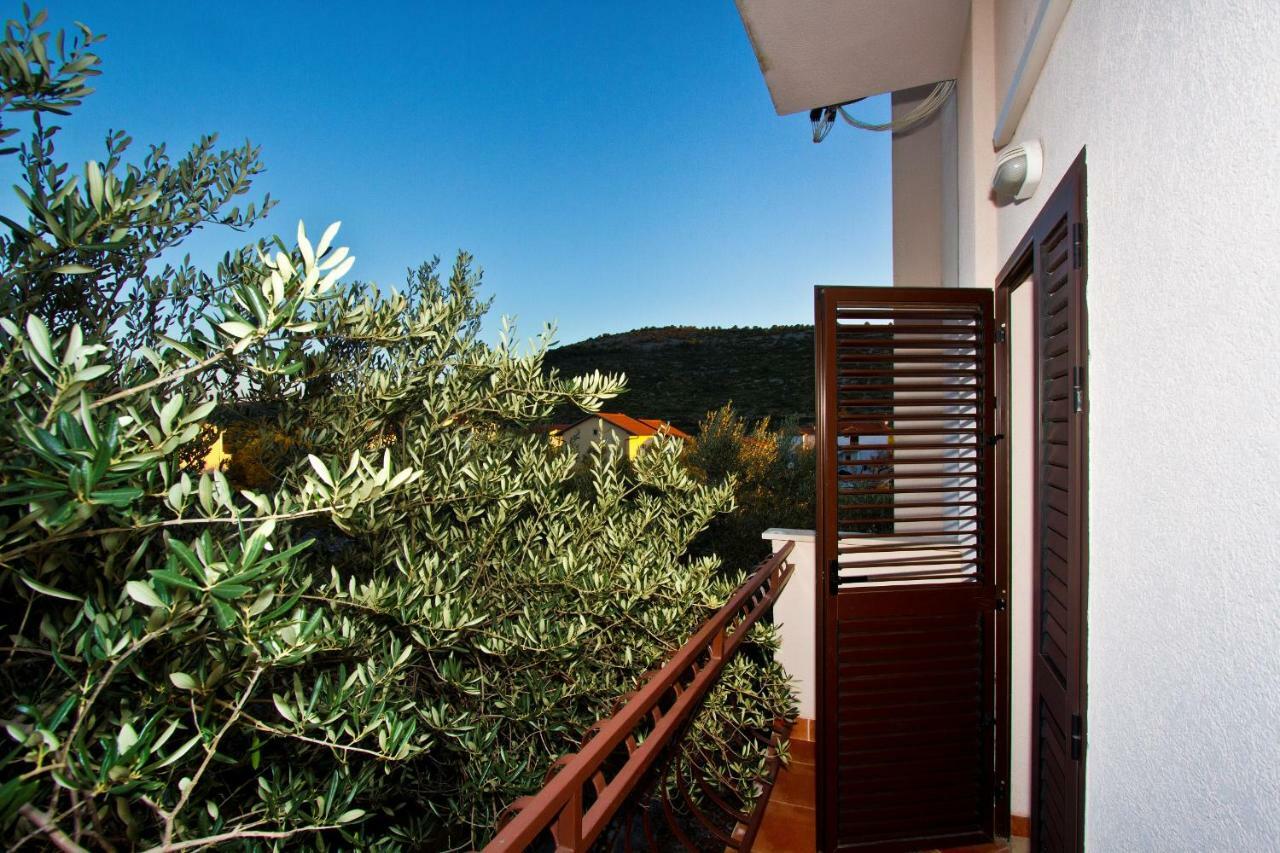 Apartments Antunovic Rogoznica  Bagian luar foto